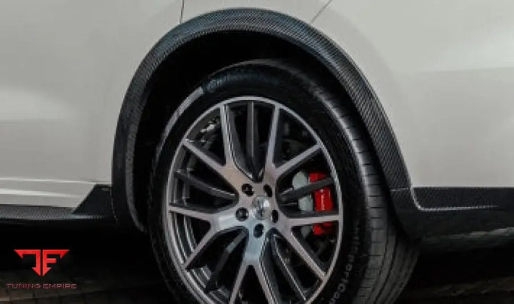 LARTE MASERATI LEVANTE BODY KIT