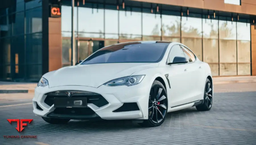 LARTE TESLA MODEL S BODY KIT