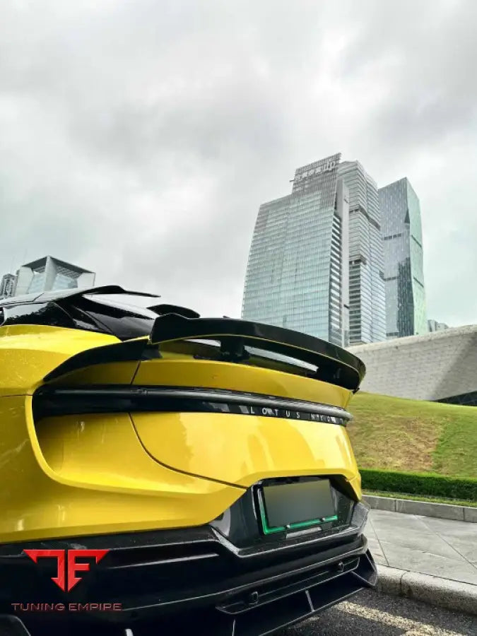 LOTUS ELETRE 2024 + DRY CARBON BODY KIT