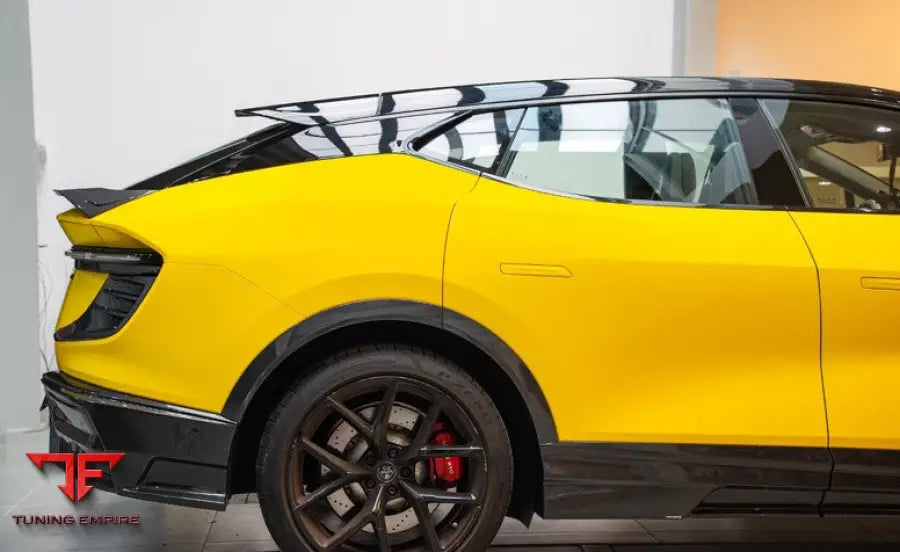 LOTUS ELETRE CARBON FIBER PARTS