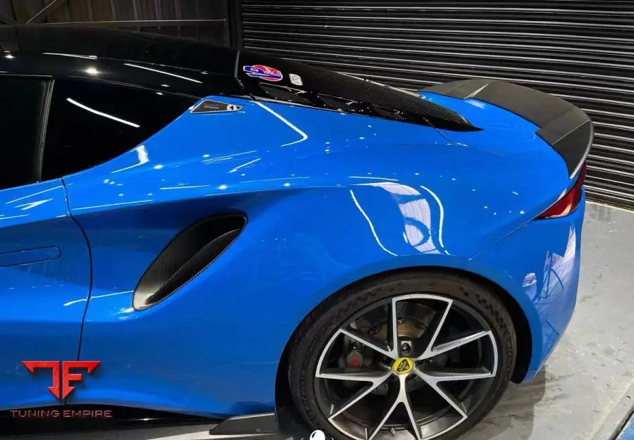 LOTUS EMIRA CARBON FIBER BODY KIT