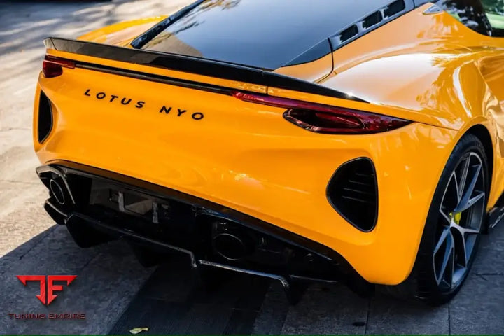 LOTUS EMIRA CARBON FIBER PARTS