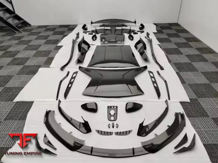 LOTUS EMIRA GT4 MONOTEK CARBON FIBER BODY KIT