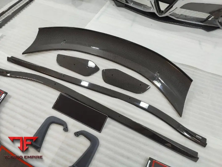 LOTUS EMIRA GT4 STYLE CARBON BODY KIT