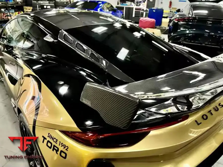 LOTUS EMIRA GT4 MONOTEK CARBON FIBER BODY KIT