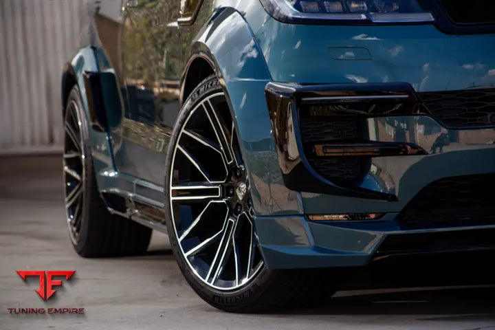 LUMMA DESIGN RANGE ROVER SPORT (TYPE L461 / 2022-) -CLR RS 2023