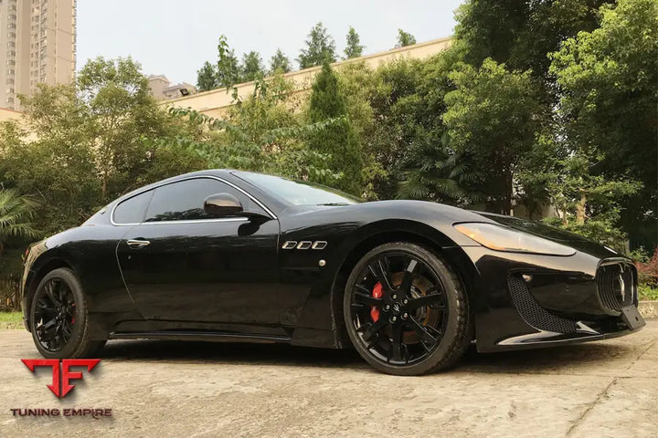 MASERATI GRANTURISMO MC STYLE SIDE SKIRTS