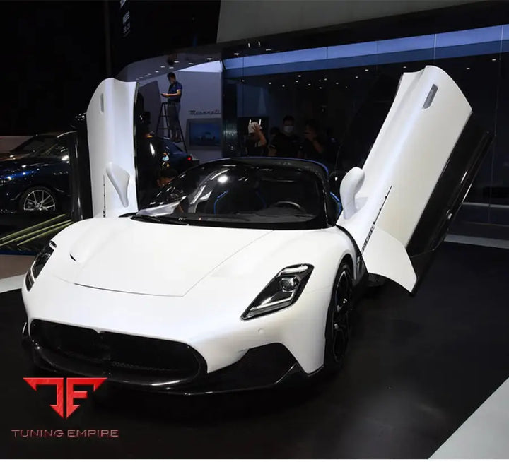 MASERATI MC20 CARBON FIBER BODY KIT