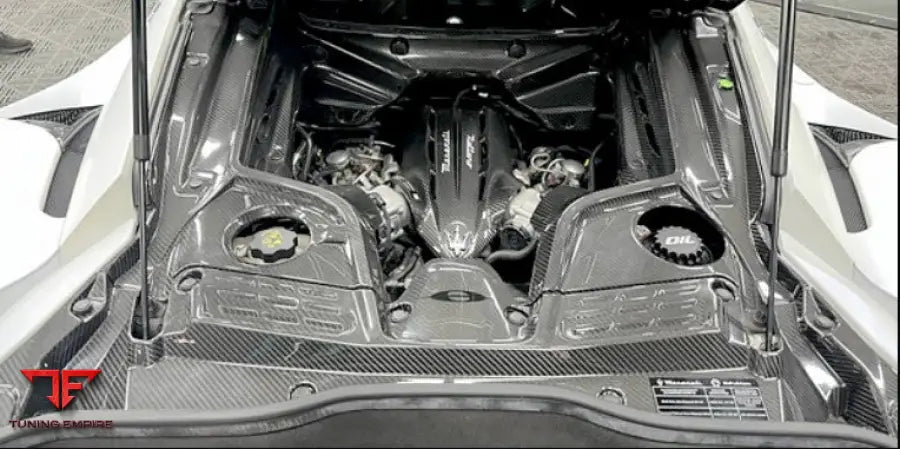 MASERATI MC20 SD-STYLE CARBON FIBER BODY KIT