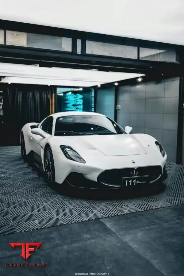 Maserati MC20