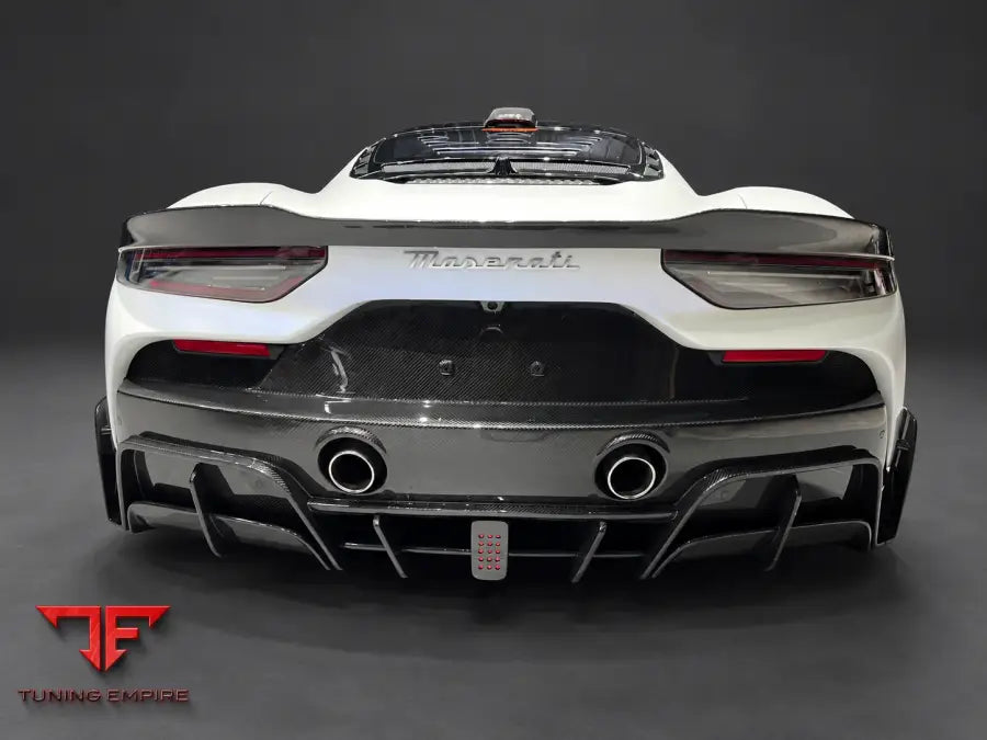 MASERATI MC20 DRY CARBON FIBER BODY KIT EVO