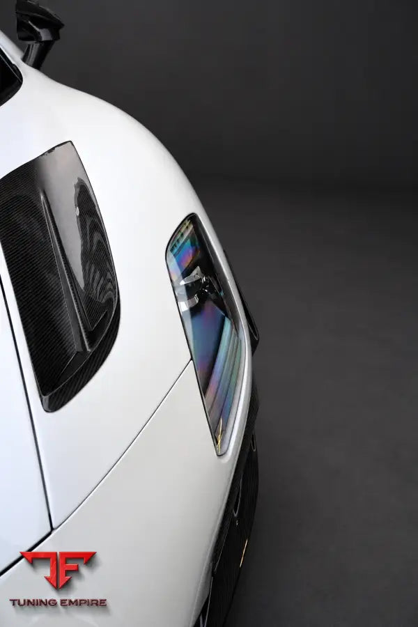 MASERATI MC20 DRY CARBON FIBER BODY KIT EVO