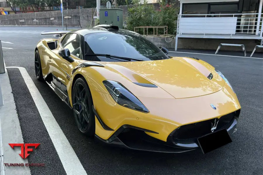 MASERATI MC20 NVT STYLE DRY CARBON FIBER FRONT LIP SPLITTER