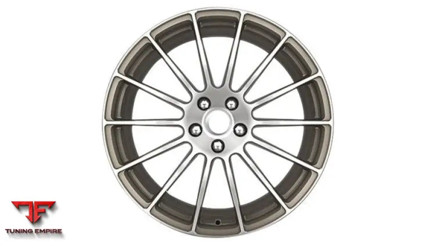 MASERATI QUATTROPORTE GTS SILVER WHEELS