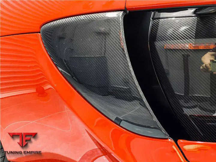 MCLAREN 540C/570S/570GT OEM STYLE CARBON FIBER QUARTER PANEL SIDE SCOOPS BSD