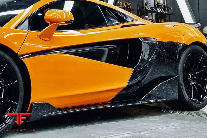MCLAREN 600LT OEM STYLE CARBON FIBER QUARTER PANEL SIDE SCOOPS BSD