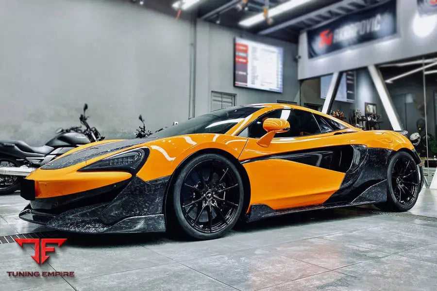 MCLAREN 600LT OEM STYLE CARBON FIBER QUARTER PANEL SIDE SCOOPS BSD