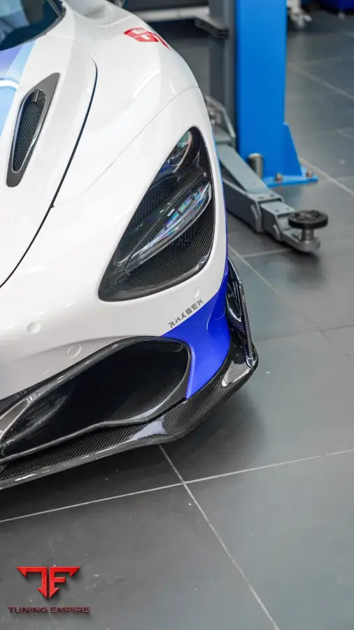 McLaren 720S AE front lip and canards