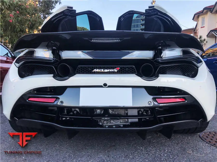 MCLAREN 720S CARBON FIBER REAR BUMPER CENTER VALANCE BSD