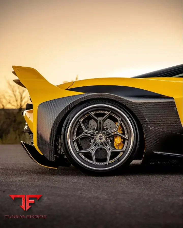 MCLAREN 720S CARBON FIBER WIDE BODY KIT