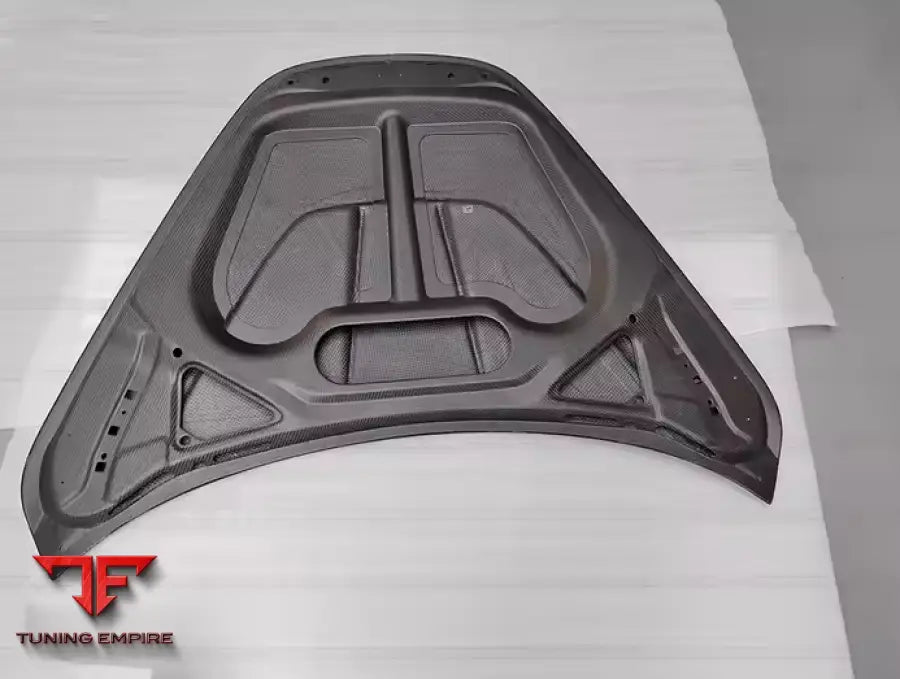 MCLAREN 720S R STYLE CARBON PARTS