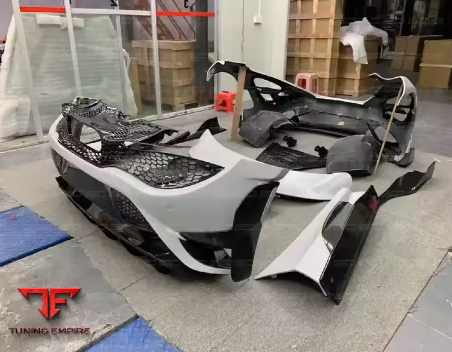 MCLAREN 720S UPGRADE TO 765LT STYLE CARBON BODY KIT