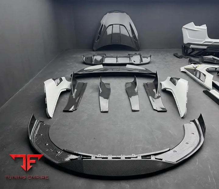 MCLAREN 750S CARBON FIBER BODY KIT