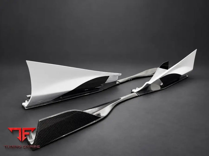 MCLAREN 765LT FULL CARBON BODY KIT