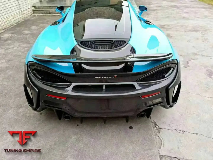 McLaren GT