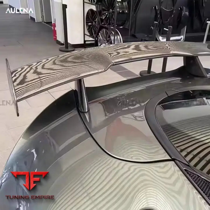 MCLAREN GT DRY CARBON FIBER BODY KIT PARTS