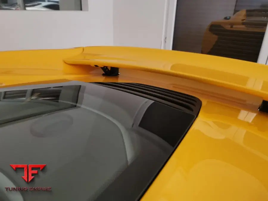 MCLAREN MP4- 12C/650S/675LT CARBON FIBER BODY KIT