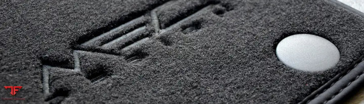 MEC Design floor mats as special order in precious velours V126 long wheelbase version