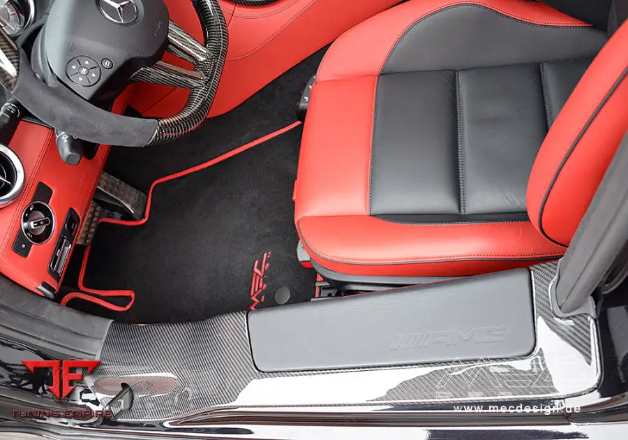 MEC Design W197 SLS Class Trunk finishing