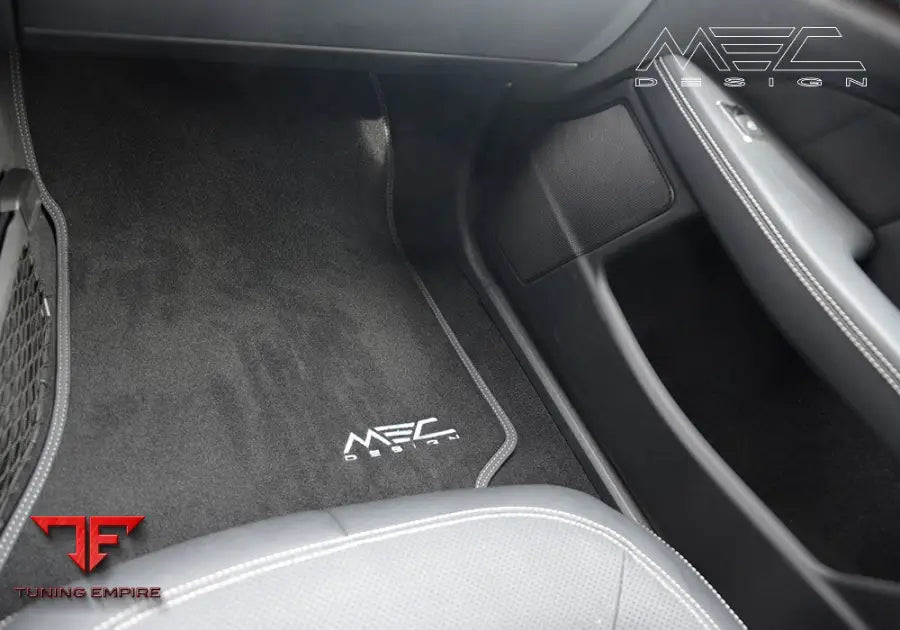 MEC Design W218 CLS Trunk/ Boot Floor Mat