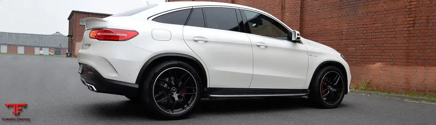 MEC Design wheel spacers set “Wide” black (black wheel spacer with black bolts)