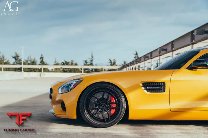 Mercedes-AMG GTS on custom forged wheels