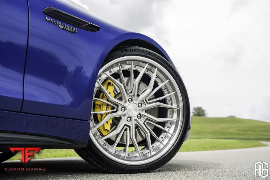 Mercedes-AMG SL55 on custom forged wheels