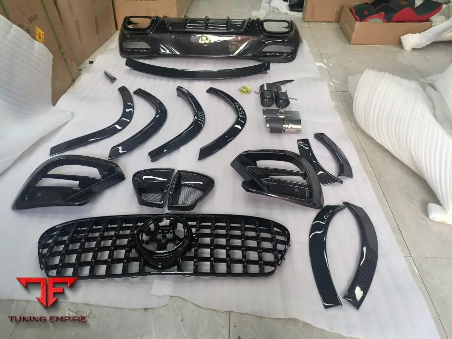 MERCEDES-BENZ AMG GLE 63 COUPE C167 2019 + DRY CARBON BODY KIT