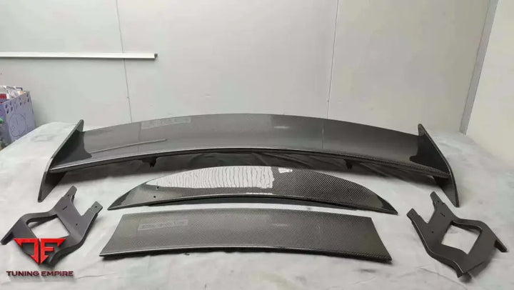 MERCEDES-BENZ AMG GT CARBON FIBER PARTS