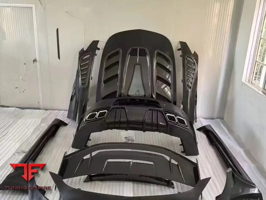 MERCEDES BENZ AMG GT CARBON FIBER BODY KIT