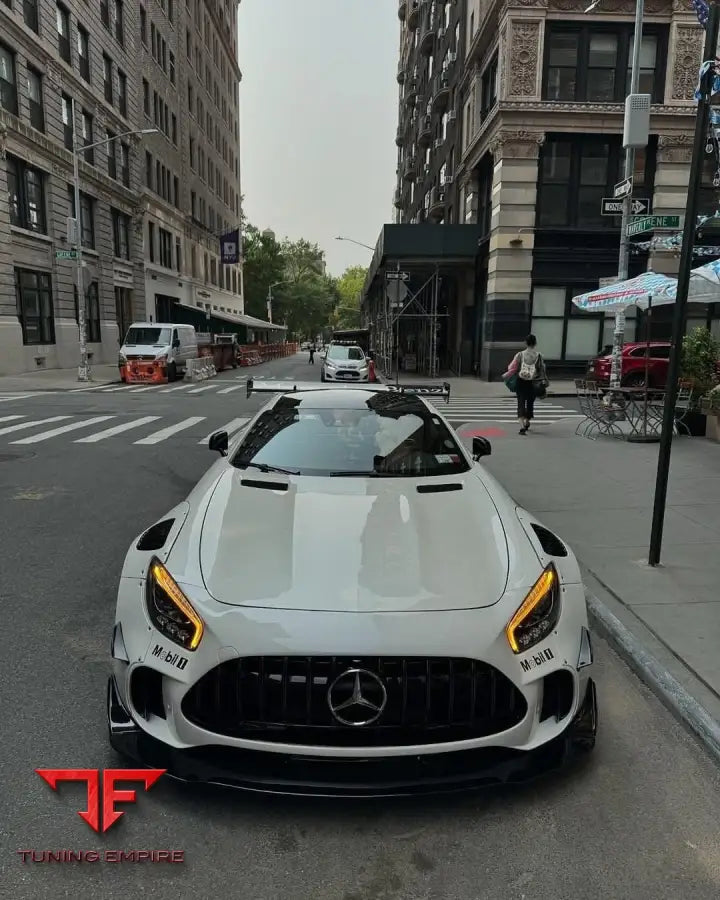 MERCEDES BENZ AMG GT GTS C190 UPGRADE TO GT3 STYLE 2015+