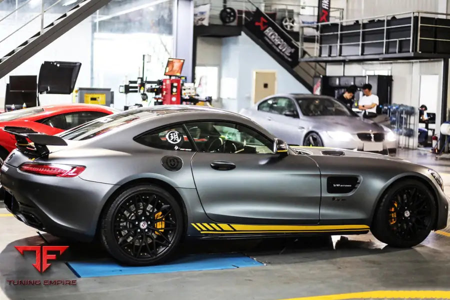 MERCEDES BENZ AMG GT & GTS CARBON FIBER SIDE SKIRTS SPLITTERS BSD