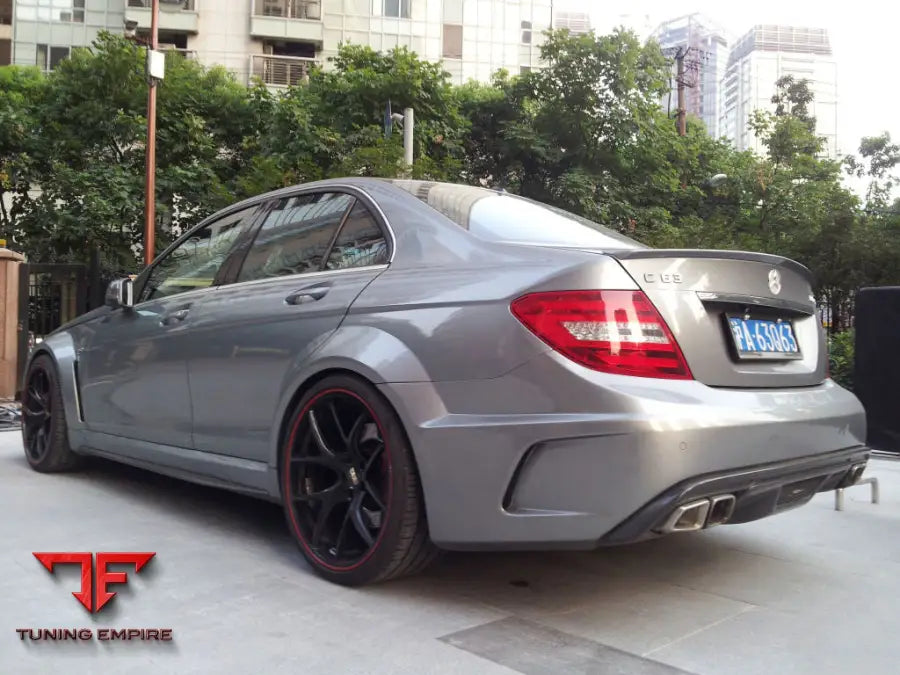 MERCEDES BENZ C CLASS W204 PRE-FACELIFT BODY KIT