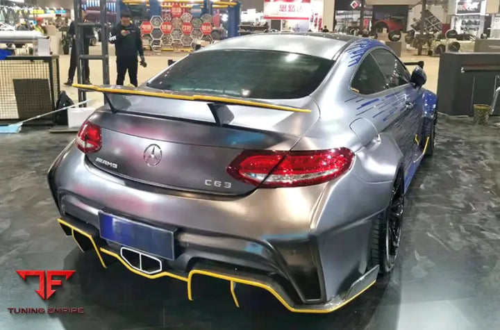 MERCEDES BENZ W205 FIBER BODY KIT PARTS