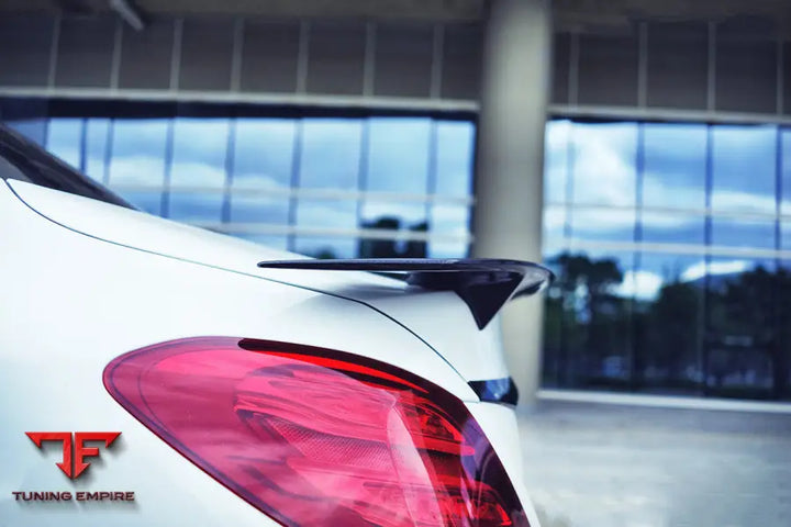 MERCEDES-BENZ C-CLASS W205 SEDAN RT-II STYLE TRUNK SPOILER BSD