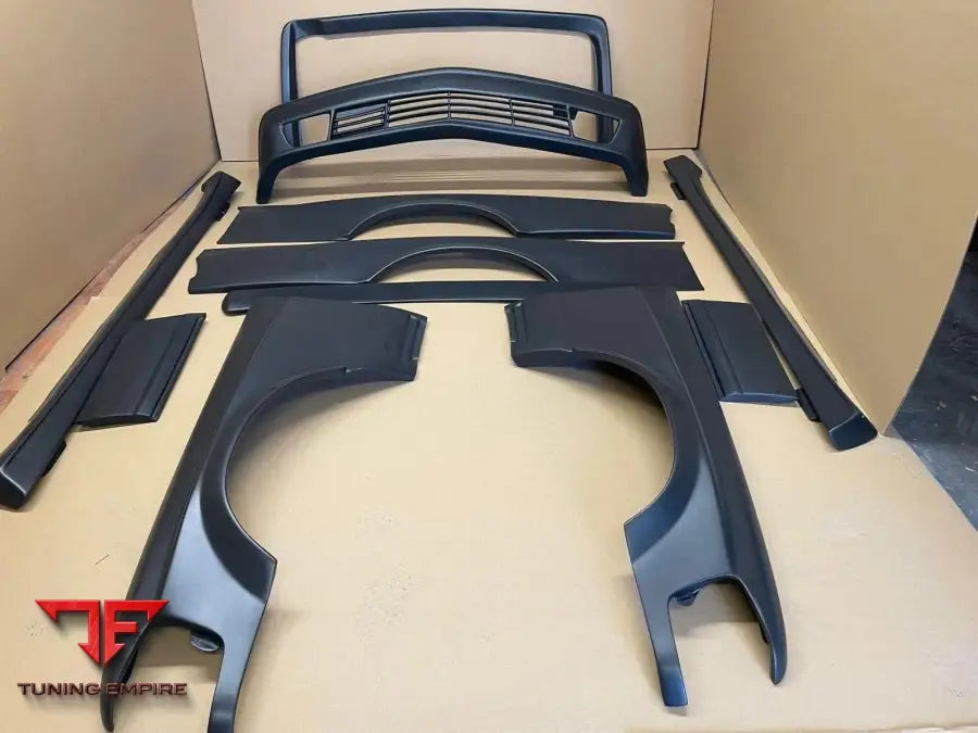 MERCEDES BENZ C126 COUPE SEC AMG BODY KIT