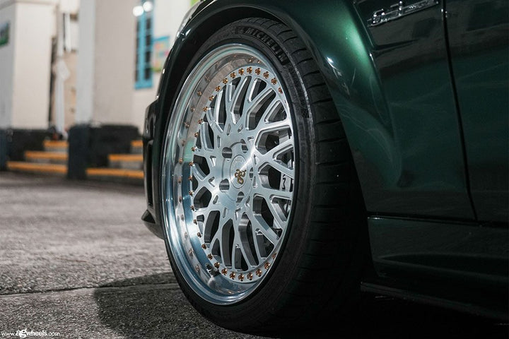 MERCEDES-BENZ C63 AMG ESTATE on custom forged wheels