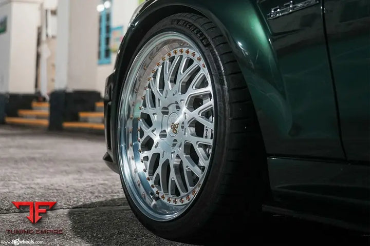 MERCEDES-BENZ C63 AMG ESTATE on custom forged wheels