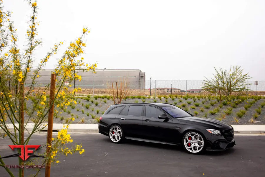 MERCEDES BENZ C63 AMG FORGED WHEELS AND EXHAUST SYSTEM