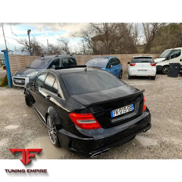 MERCEDES W204 SEDAN - BLACK SERIES WIDE BODY KIT